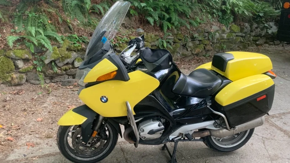 bmw yellow motorcycle rental in Seattle